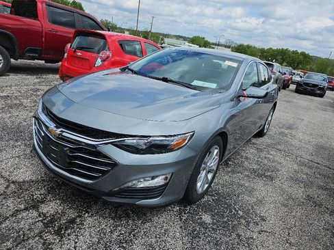 Used 2023 Chevrolet Malibu LT FWD image 5