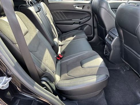 Used 2022 Ford Edge ST w/ Equipment Group 401A image 10