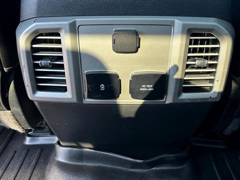 Used 2017 Ford F250 Lariat w/ Lariat Ultimate Package image 39
