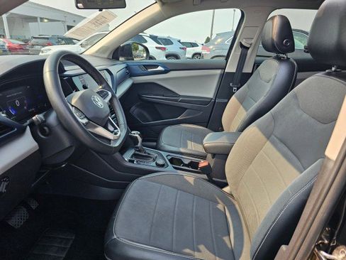 Used 2022 Volkswagen Taos SE image 25