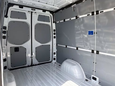 Used 2026 Mercedes-Benz Sprinter 2500 image 11