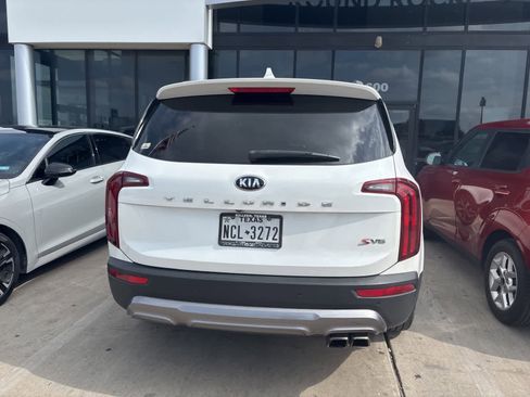 Used 2020 Kia Telluride S w/ S 8 Passenger Seating Package image 5