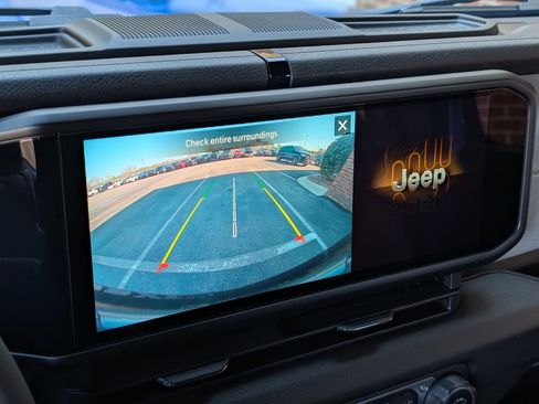 Used 2024 Jeep Wrangler Sport S image 29