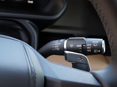 New 2025 Land Rover Defender 130 V8 image 32