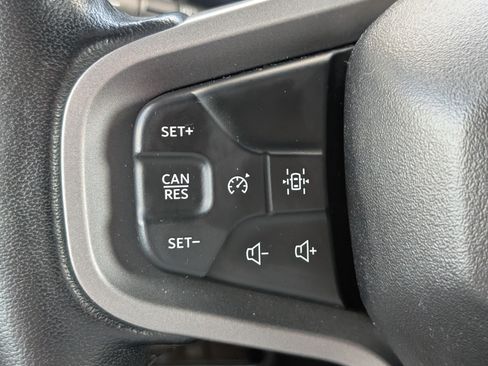 Used 2023 Ford Bronco Black Diamond AWD/4WD image 23