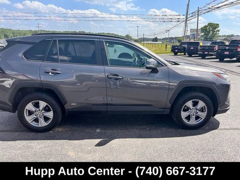 Used 2024 Toyota RAV4 XLE w/ Convenience Package AWD/4WD image 19