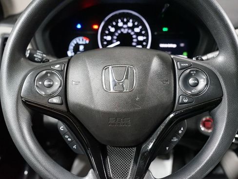 Used 2022 Honda HR-V EX image 12