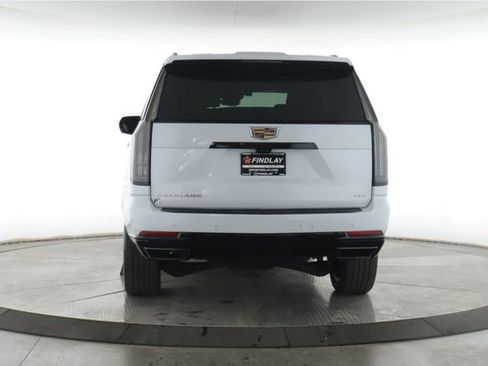 Used 2026 Cadillac Escalade Sport w/ Touring Package AWD/4WD image 11