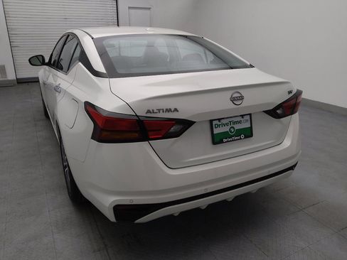 Used 2024 Nissan Altima 2.5 SV image 6