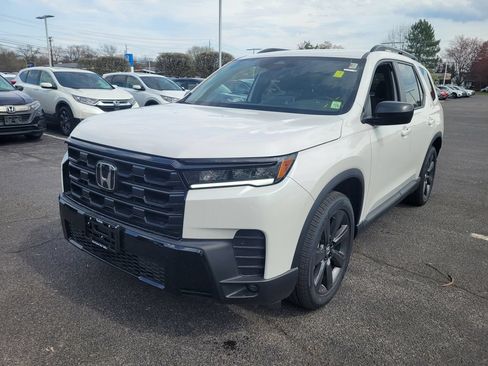 New 2026 Honda Pilot Sport image 10