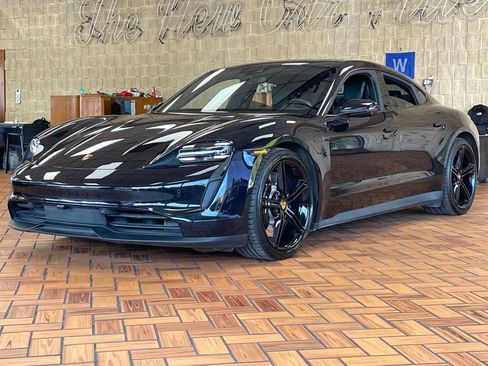 Used 2024 Porsche Taycan w/ Premium Package RWD image 4