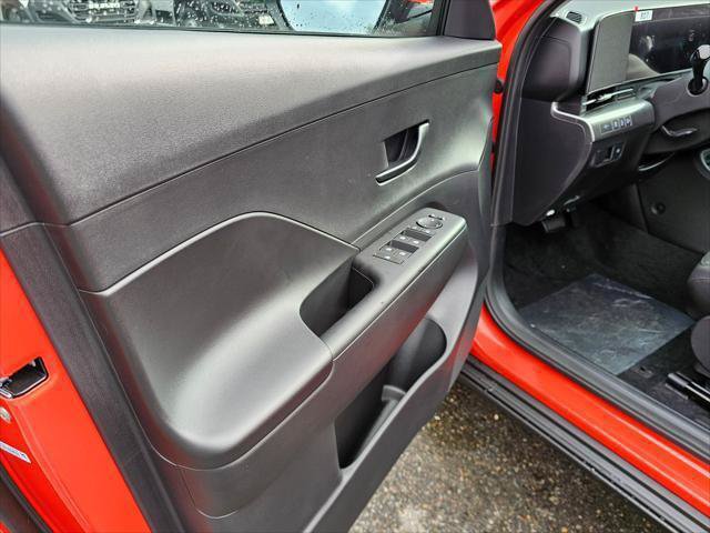 New 2026 Hyundai Kona SE AWD/4WD image 17