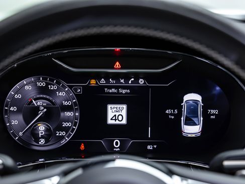 Used 2024 Bentley Flying Spur W12 AWD/4WD image 72