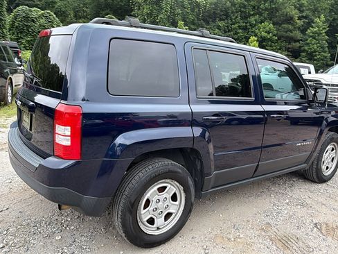 Used 2016 Jeep Patriot Sport w/ Power Value Group FWD image 8