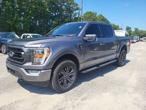 Used 2022 Ford F150 XLT w/ Equipment Group 302A High AWD/4WD image 4