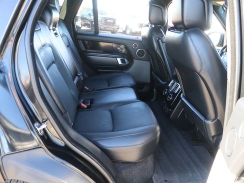 Used 2020 Land Rover Range Rover HSE image 33