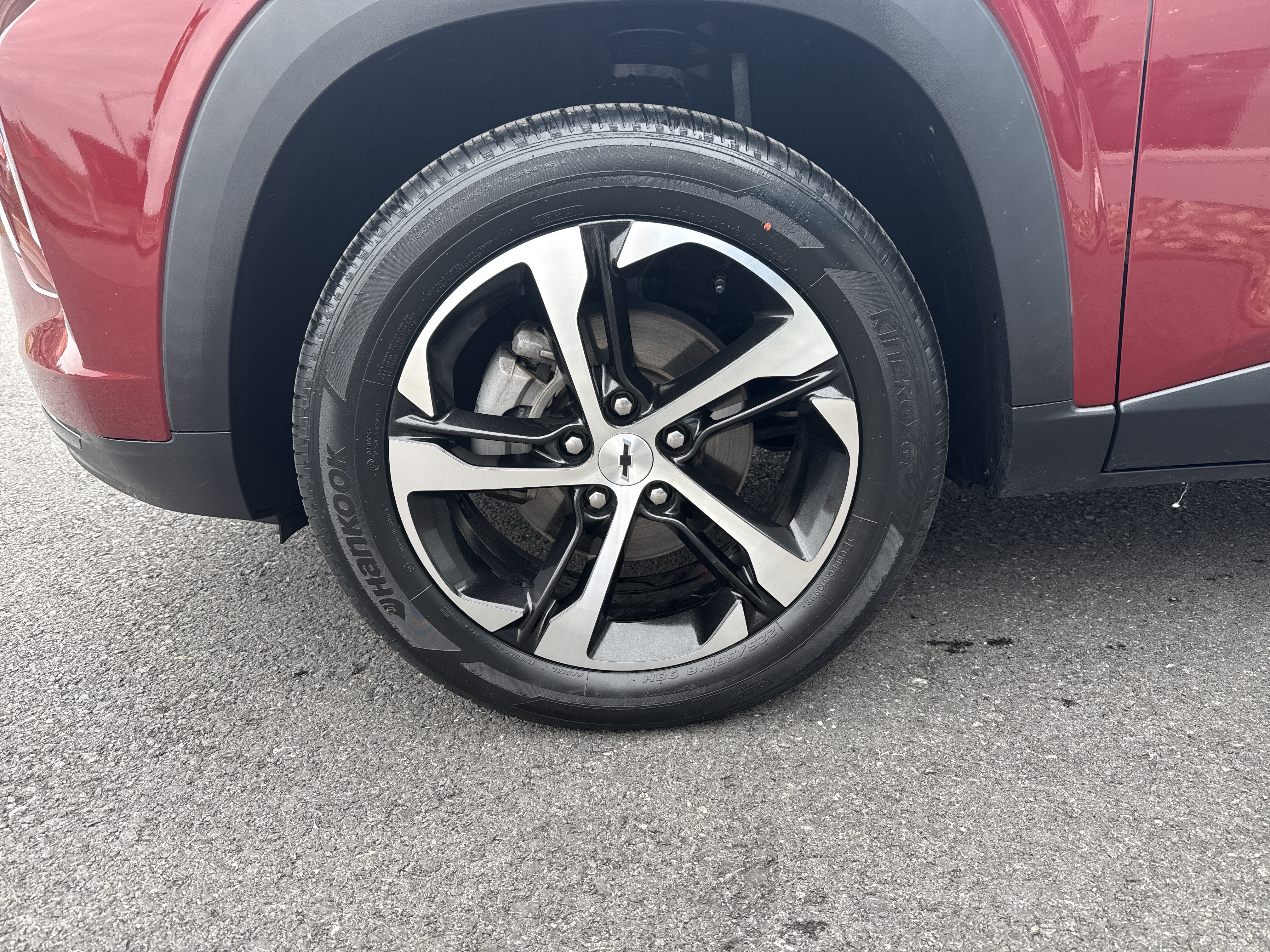 Used 2024 Chevrolet Trax RS w/ Driver Confidence Package FWD image 10