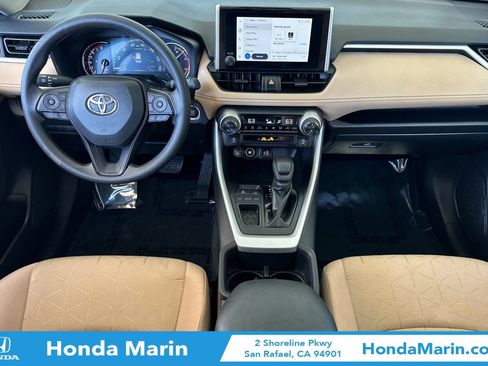 Used 2025 Toyota RAV4 XLE FWD image 16