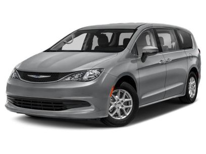 Certified 2020 Chrysler Pacifica Touring w/ Tire & Wheel Group
