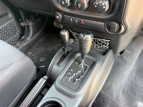 Used 2014 Jeep Wrangler Sport AWD/4WD image 14