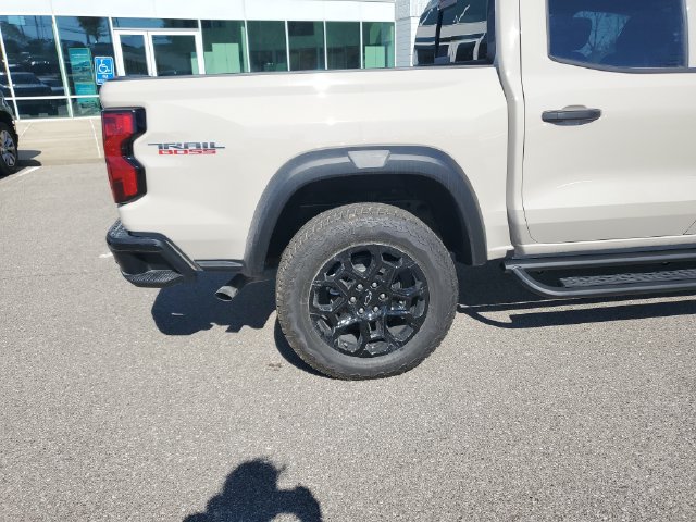 New 2026 Chevrolet Colorado Trail Boss AWD/4WD image 5