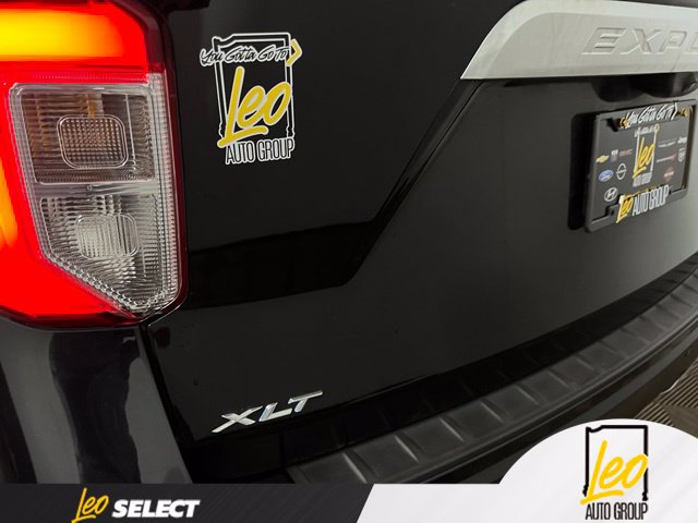 Used 2023 Ford Explorer XLT w/ Equipment Group 202A AWD/4WD image 9