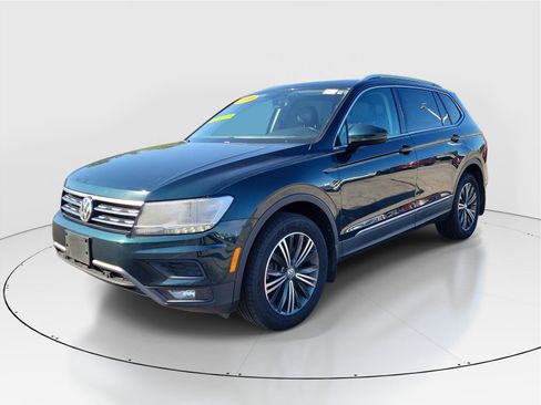 Used 2019 Volkswagen Tiguan SEL AWD/4WD image 2