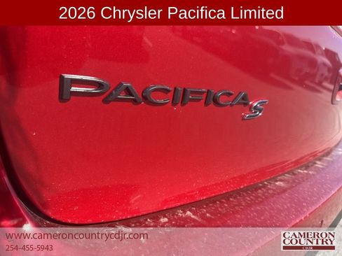 New 2026 Chrysler Pacifica Limited image 21