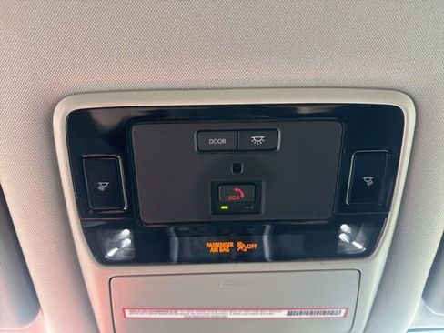 Used 2024 Toyota Grand Highlander Limited image 33