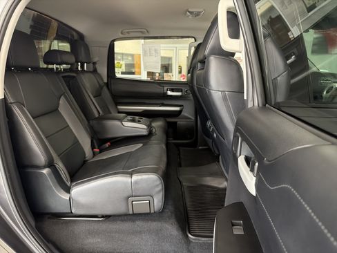 Used 2018 Toyota Tundra Limited w/ Limited Premium Package AWD/4WD image 35