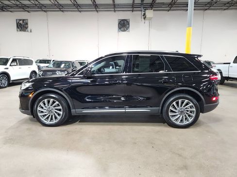 Used 2023 Lincoln Corsair Reserve image 7