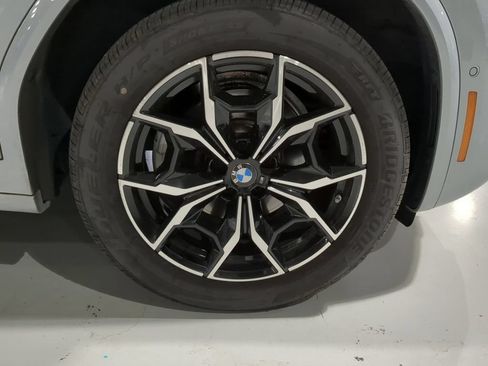 Used 2024 BMW X4 xDrive30i w/ Premium Package AWD/4WD image 6