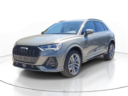 New 2025 Audi Q3 2.0T Premium image 2