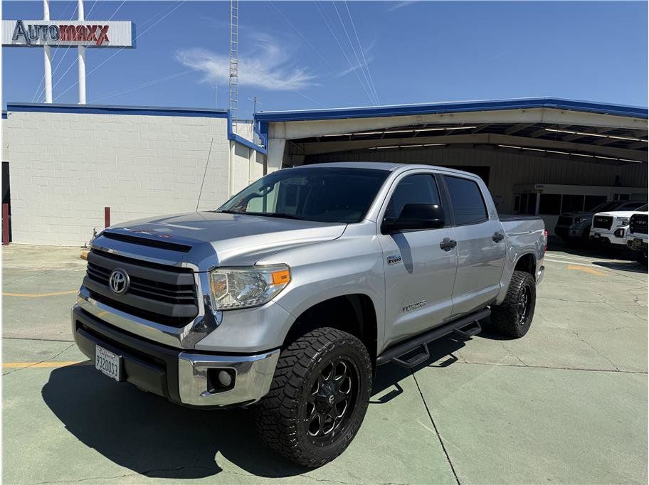 Used 2014 Toyota Tundra SR5 AWD/4WD image 2