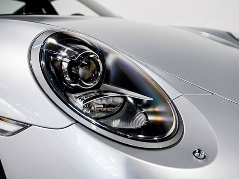 Used 2014 Porsche 911 Carrera S image 39