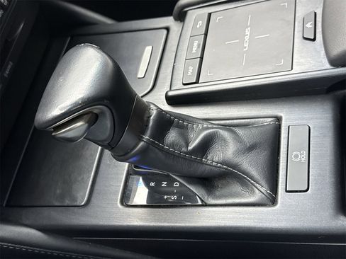 Used 2019 Lexus ES 350 Ultra Luxury image 30