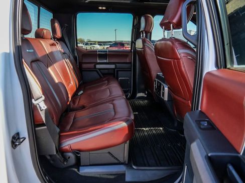 Used 2022 Ford F250 Platinum w/ FX4 Off-Road Package image 19