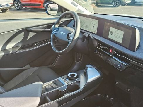 Certified 2022 Kia EV6 Wind w/ Wind Technology Package image 12