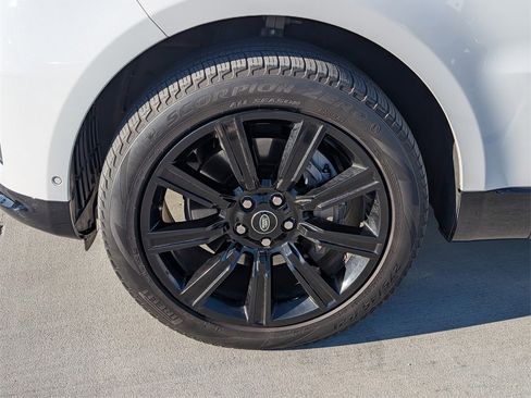 Used 2022 Land Rover Range Rover Sport HSE Silver Edition image 9