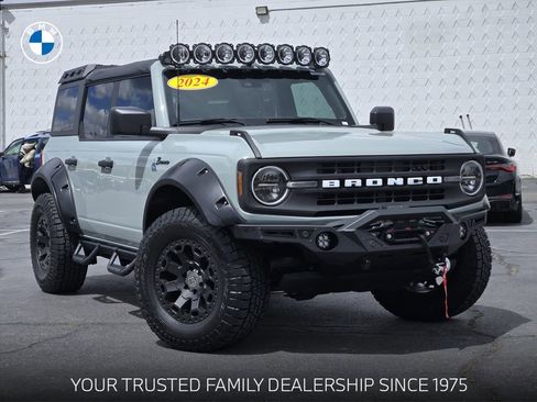Used 2024 Ford Bronco Black Diamond AWD/4WD image 1
