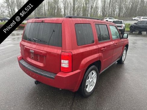 Used 2010 Jeep Patriot Sport FWD image 3