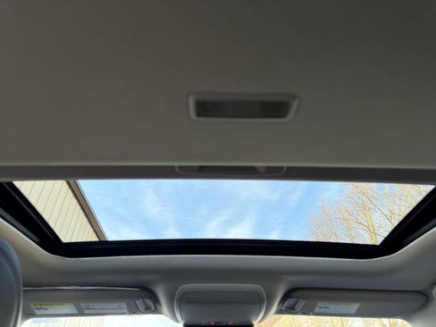 Used 2024 MAZDA CX-30 AWD 2.5 S w/ Preferred Package image 17