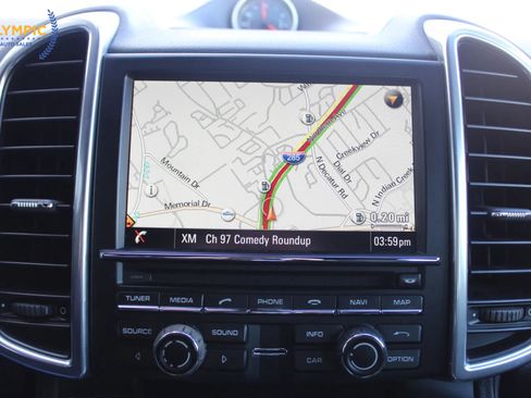 Used 2014 Porsche Cayenne Platinum Edition image 22