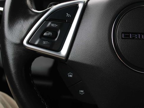 Used 2022 Chevrolet Camaro LT w/ Technology Package RWD image 13