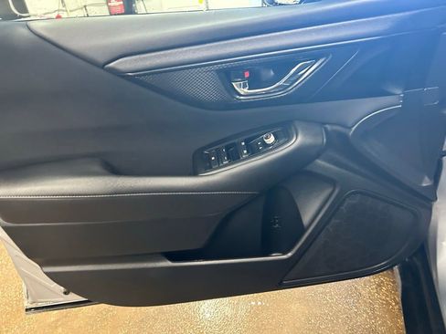 Used 2023 Subaru Outback Premium image 9