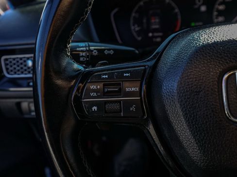 Used 2023 Honda Civic Sport image 25