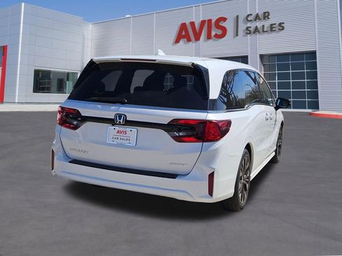 Used 2025 Honda Odyssey Sport-L image 6