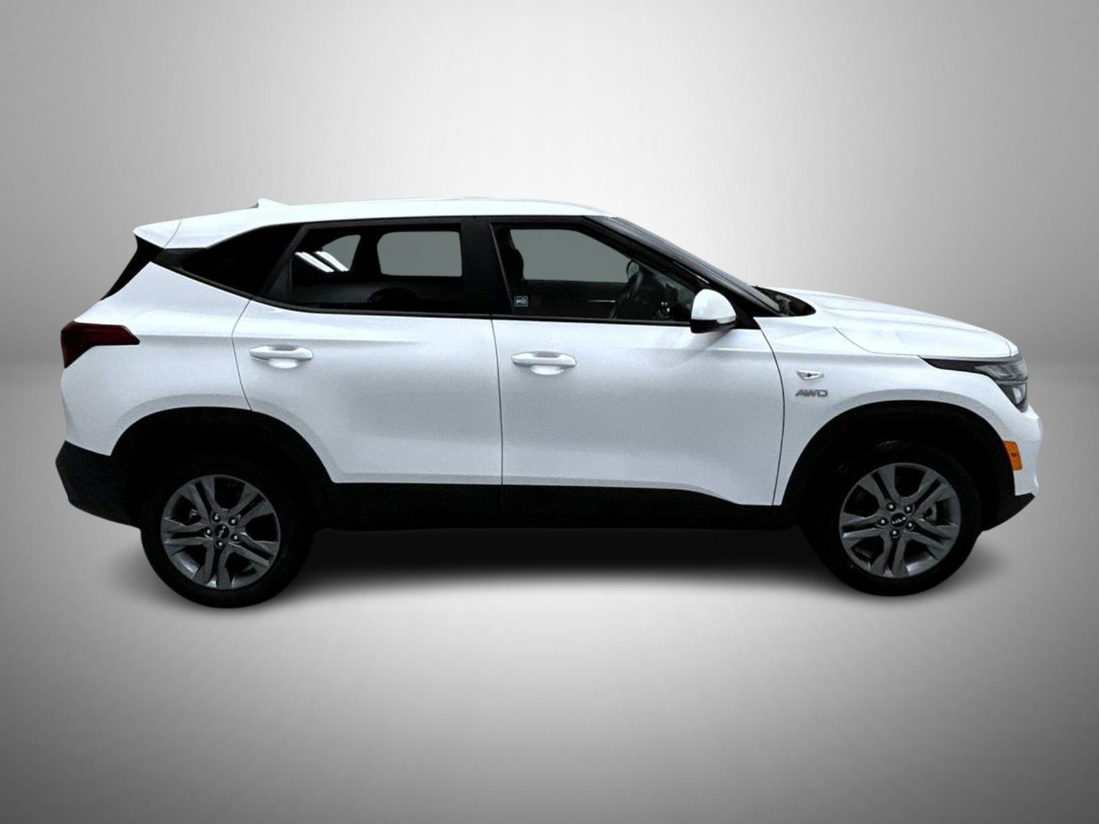 Used 2022 Kia Seltos LX AWD/4WD image 4