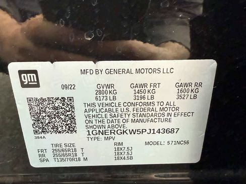 Used 2023 Chevrolet Traverse LT image 33