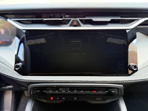 New 2026 Jeep Cherokee Laredo AWD/4WD image 19